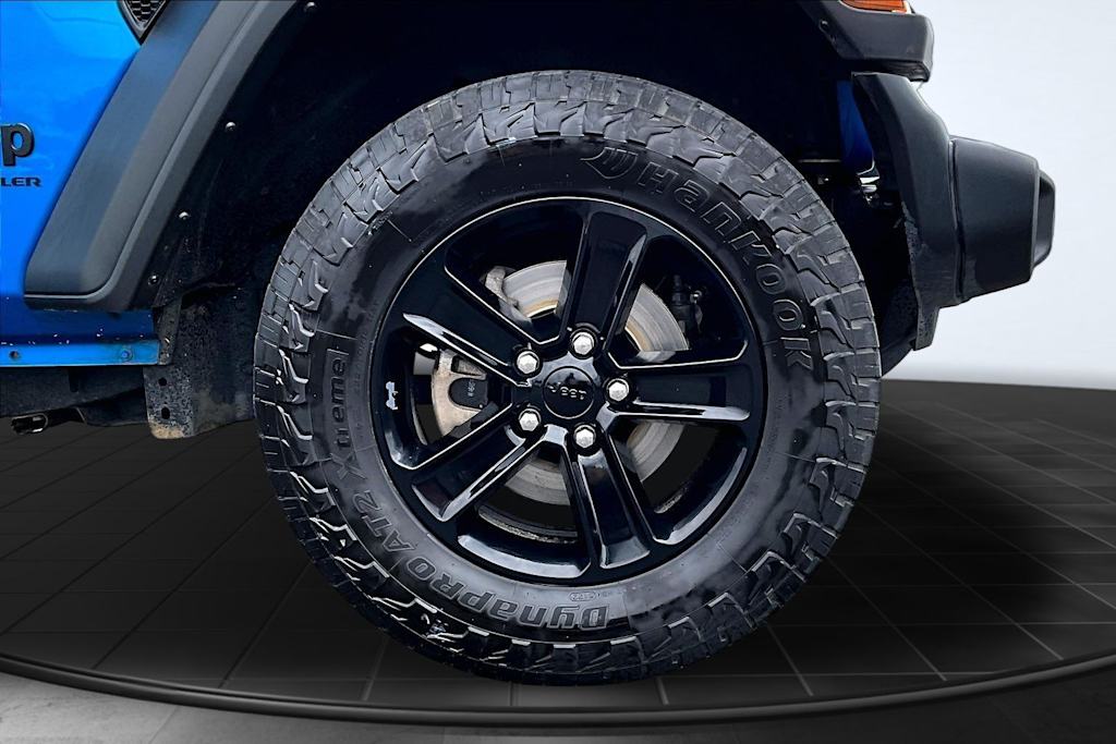 Thumbnail: 2023 Jeep Wrangler - 34