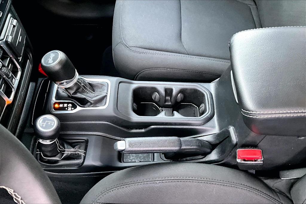 Thumbnail: 2023 Jeep Wrangler - 16