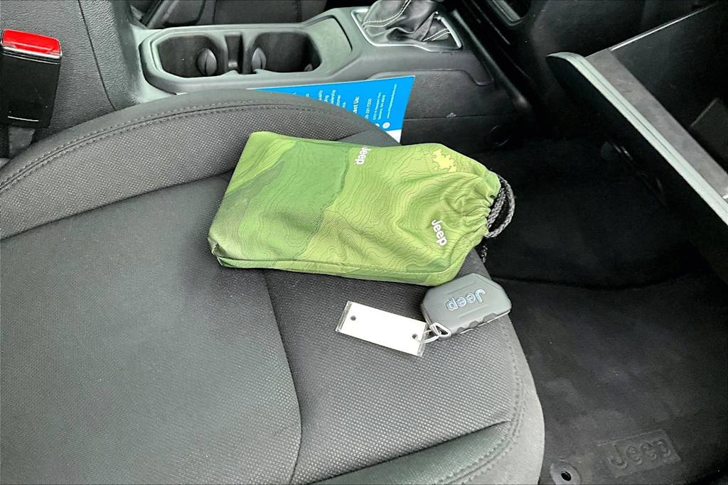 Thumbnail: 2023 Jeep Wrangler - 18