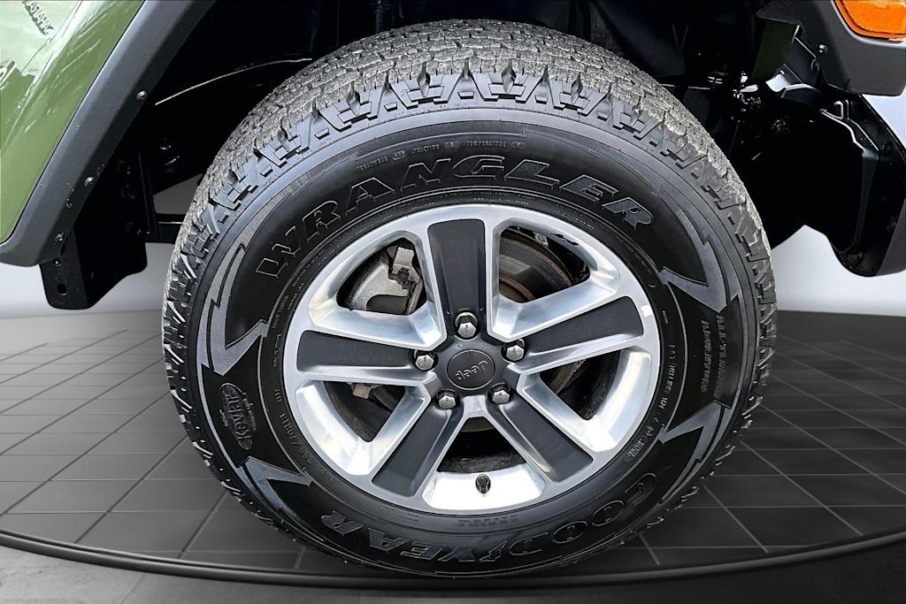 Thumbnail: 2023 Jeep Wrangler - 34