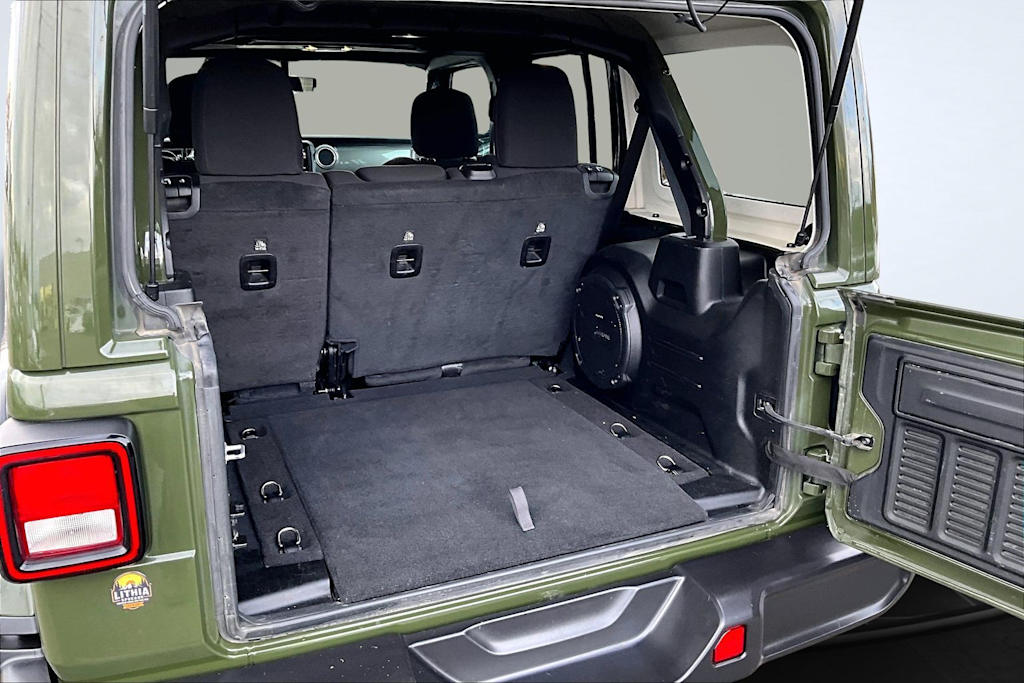 Thumbnail: 2023 Jeep Wrangler - 21