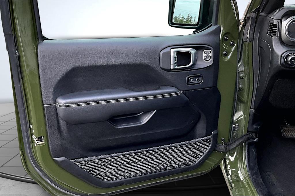 Thumbnail: 2023 Jeep Wrangler - 28