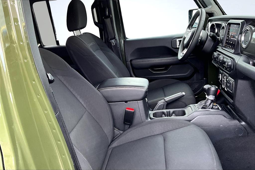 Thumbnail: 2023 Jeep Wrangler - 20