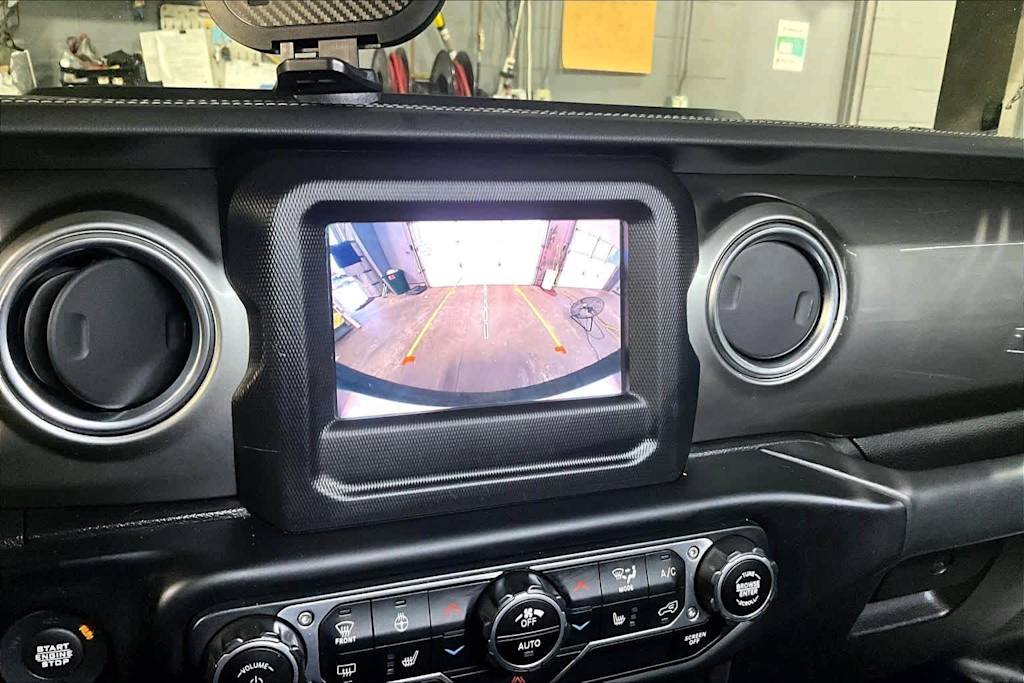 Thumbnail: 2019 Jeep Wrangler - 27