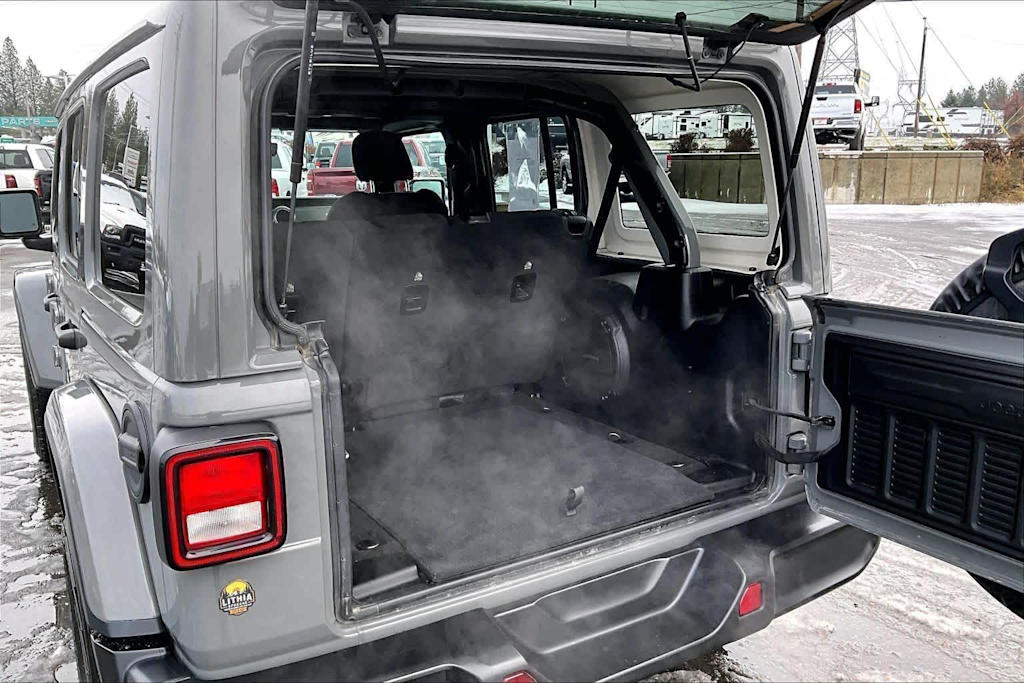 Thumbnail: 2023 Jeep Wrangler - 20