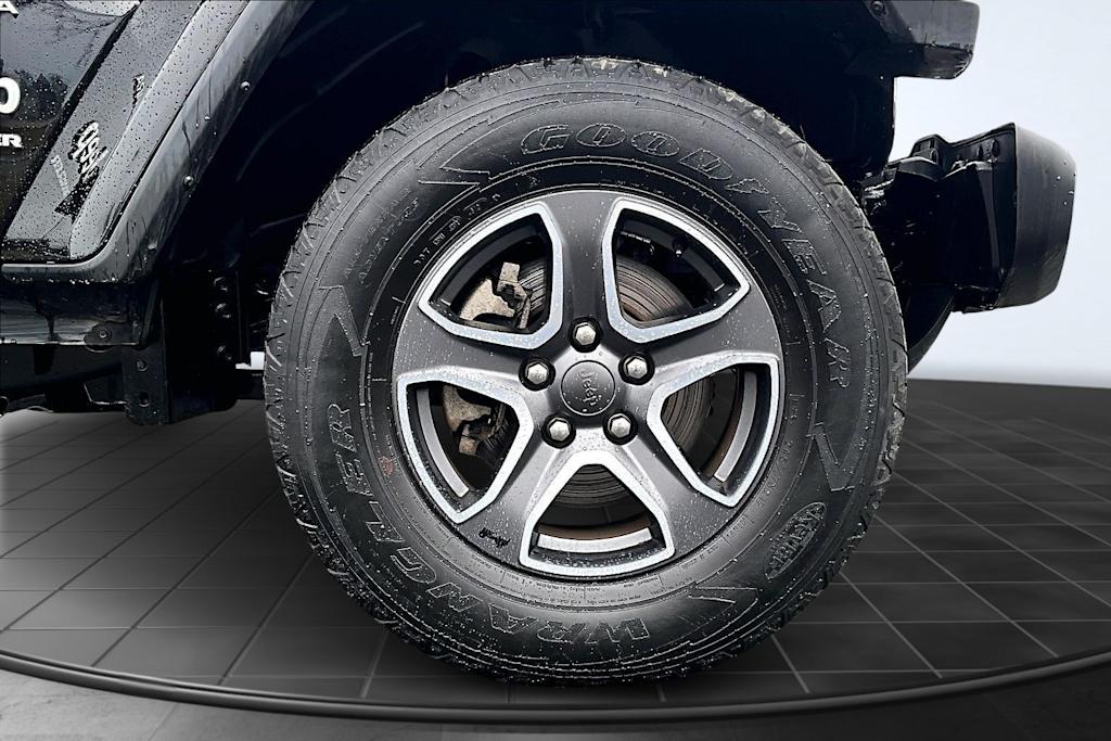 Thumbnail: 2023 Jeep Wrangler - 33