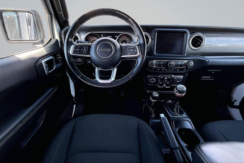 Thumbnail: 2022 Jeep Wrangler - 14