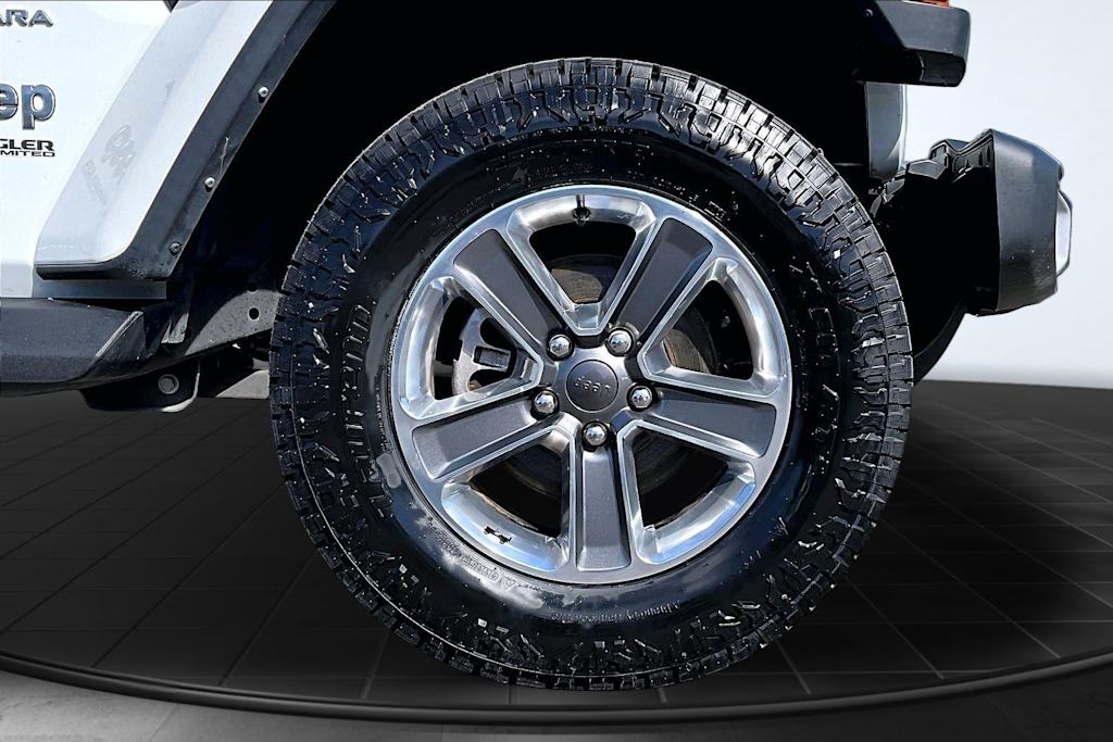 Thumbnail: 2022 Jeep Wrangler - 33