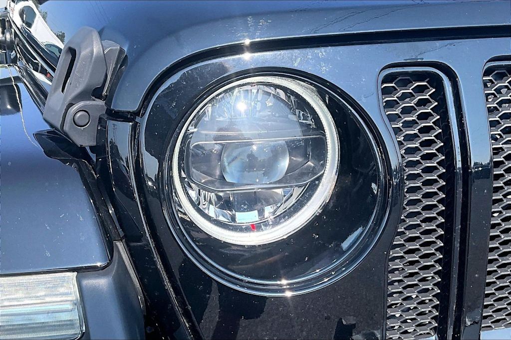 Thumbnail: 2023 Jeep Wrangler - 30