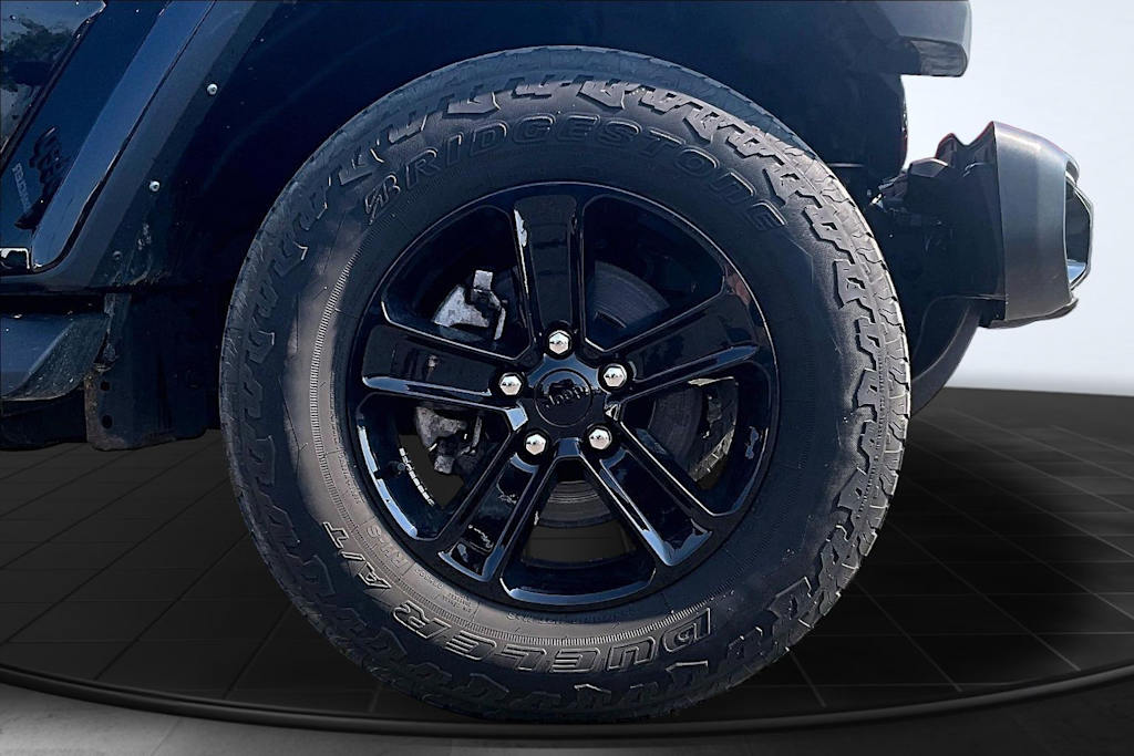 Thumbnail: 2023 Jeep Wrangler - 33