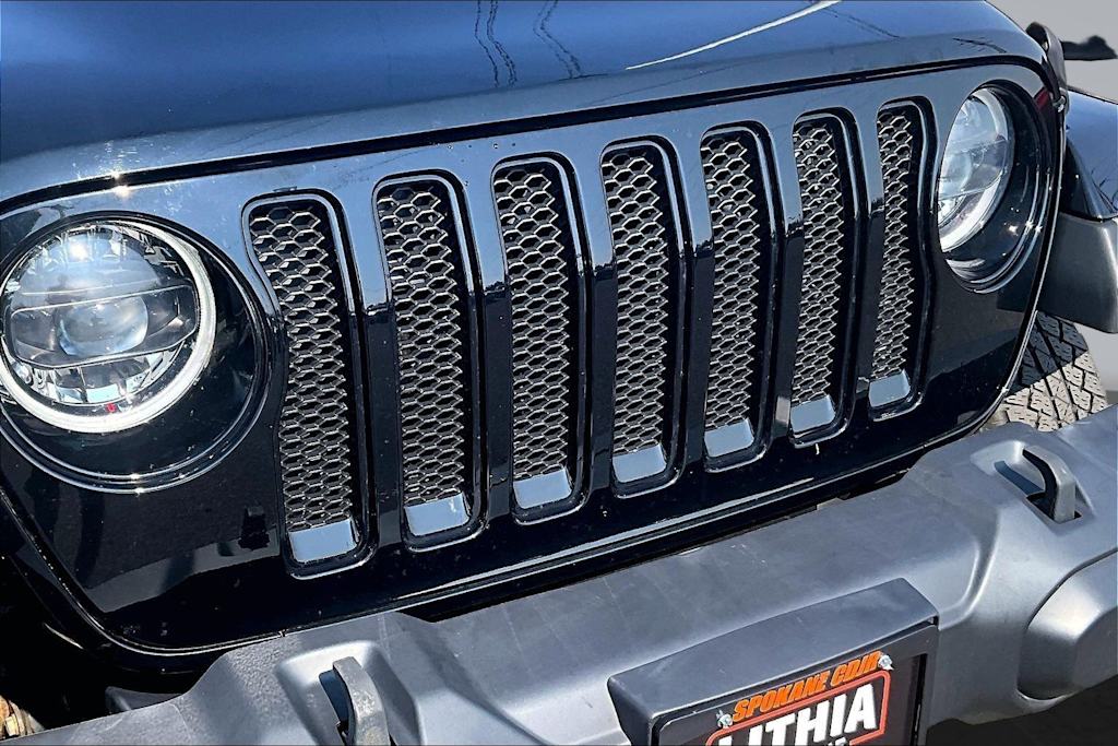Thumbnail: 2023 Jeep Wrangler - 32