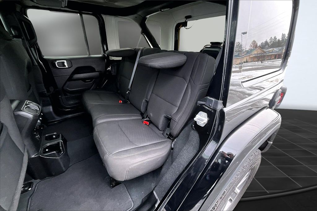 Thumbnail: 2023 Jeep Wrangler - 20