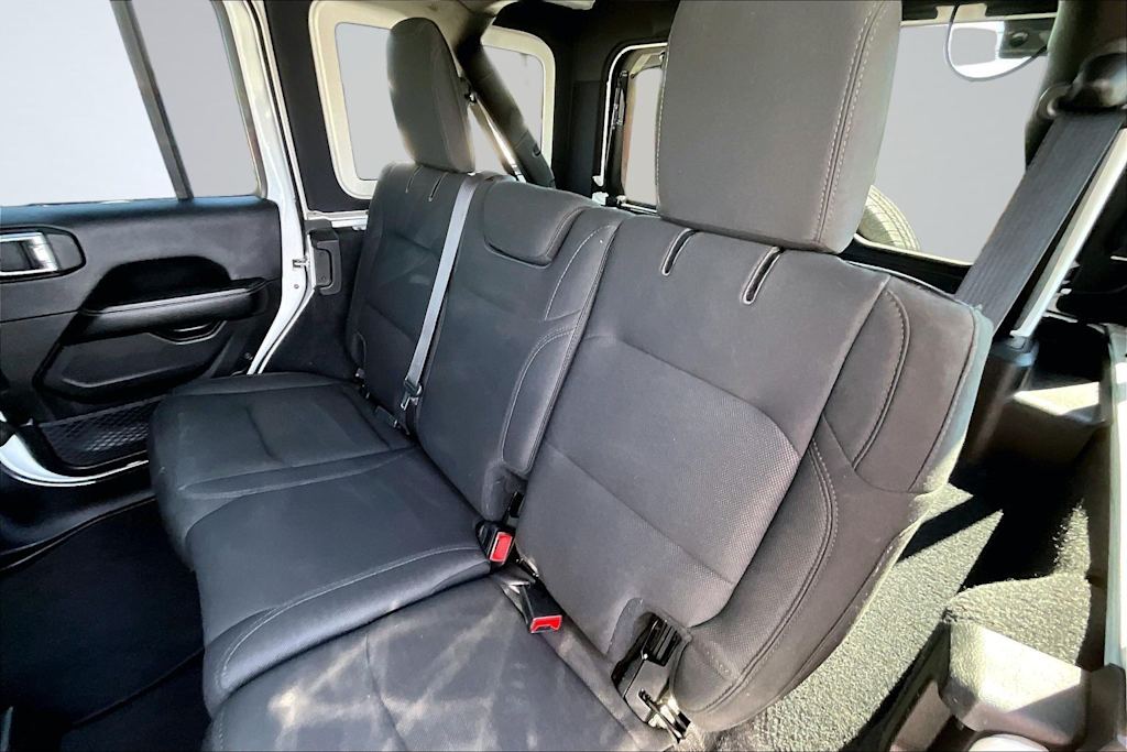Thumbnail: 2019 Jeep Wrangler - 11