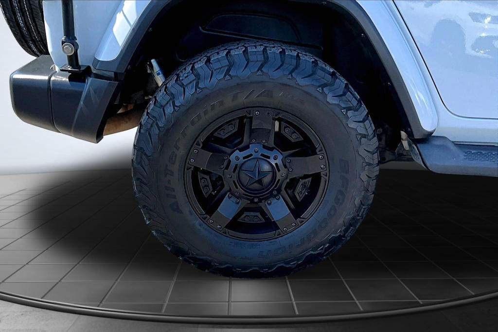 Thumbnail: 2019 Jeep Wrangler - 35