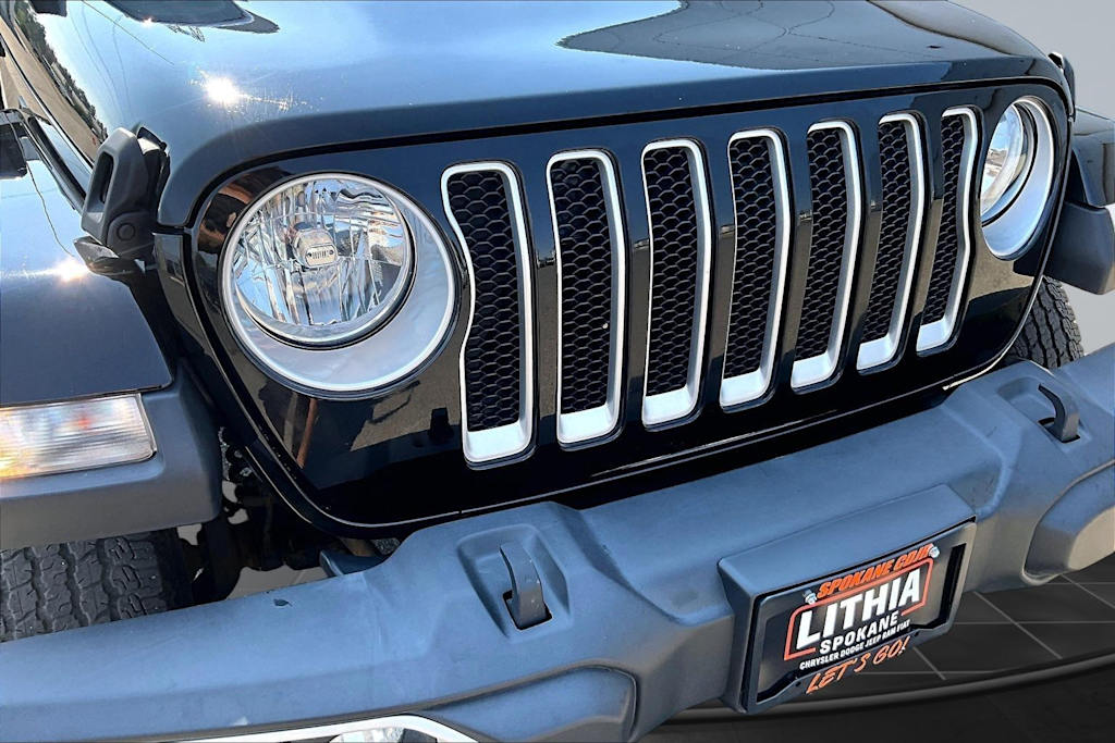 Thumbnail: 2022 Jeep Wrangler - 33