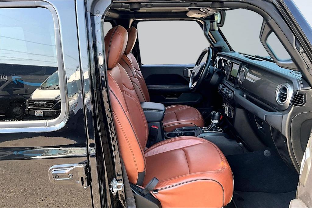 Thumbnail: 2022 Jeep Wrangler - 11