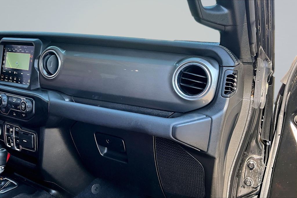 Thumbnail: 2022 Jeep Wrangler - 24