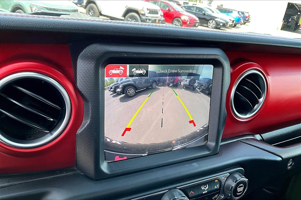 Thumbnail: 2021 Jeep Wrangler - 27