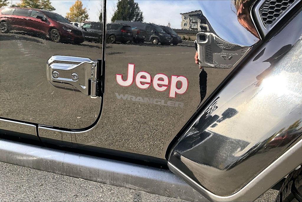 Thumbnail: 2023 Jeep Wrangler - 7