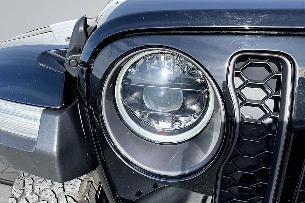 Thumbnail: 2023 Jeep Wrangler - 31
