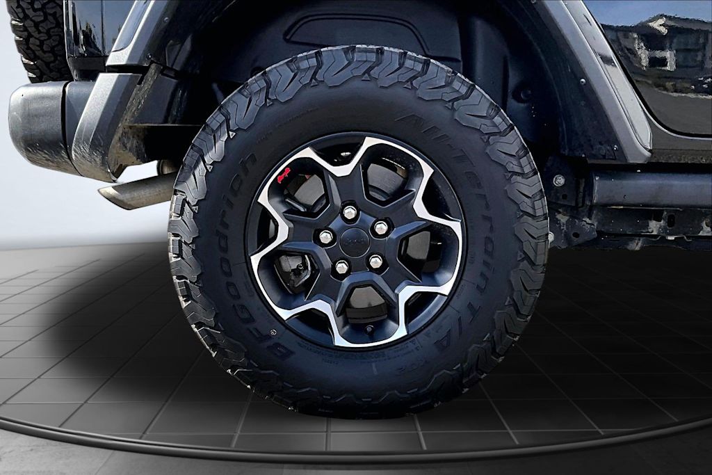 Thumbnail: 2023 Jeep Wrangler - 35