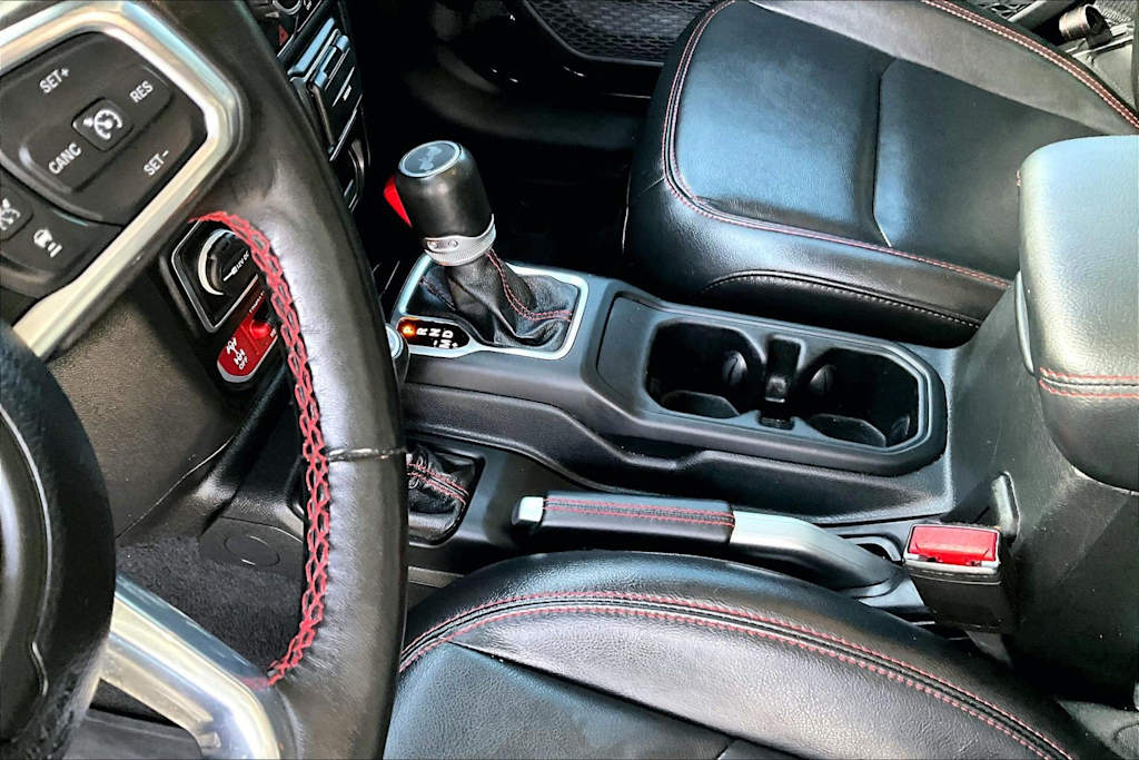 Thumbnail: 2023 Jeep Wrangler - 16