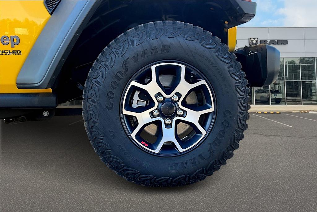 Thumbnail: 2021 Jeep Wrangler - 34