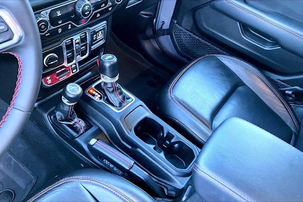 Thumbnail: 2023 Jeep Wrangler - 17