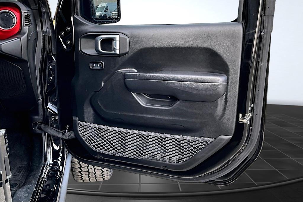 Thumbnail: 2023 Jeep Wrangler - 30