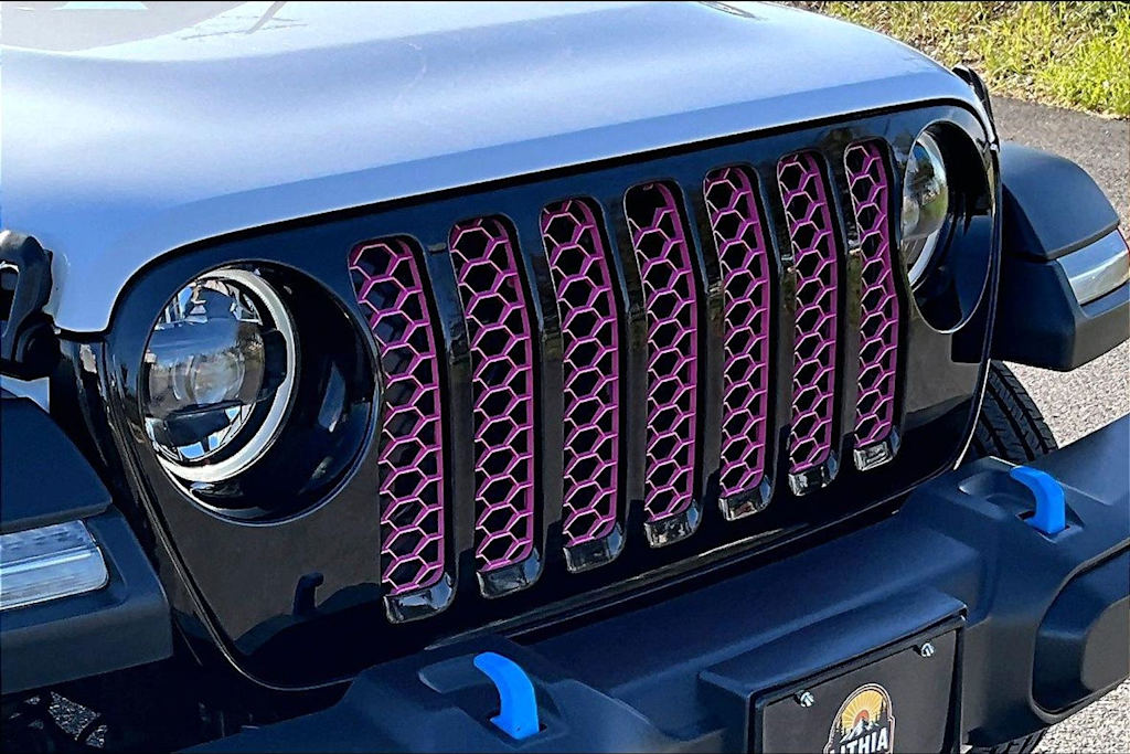 Thumbnail: 2023 Jeep Wrangler - 33