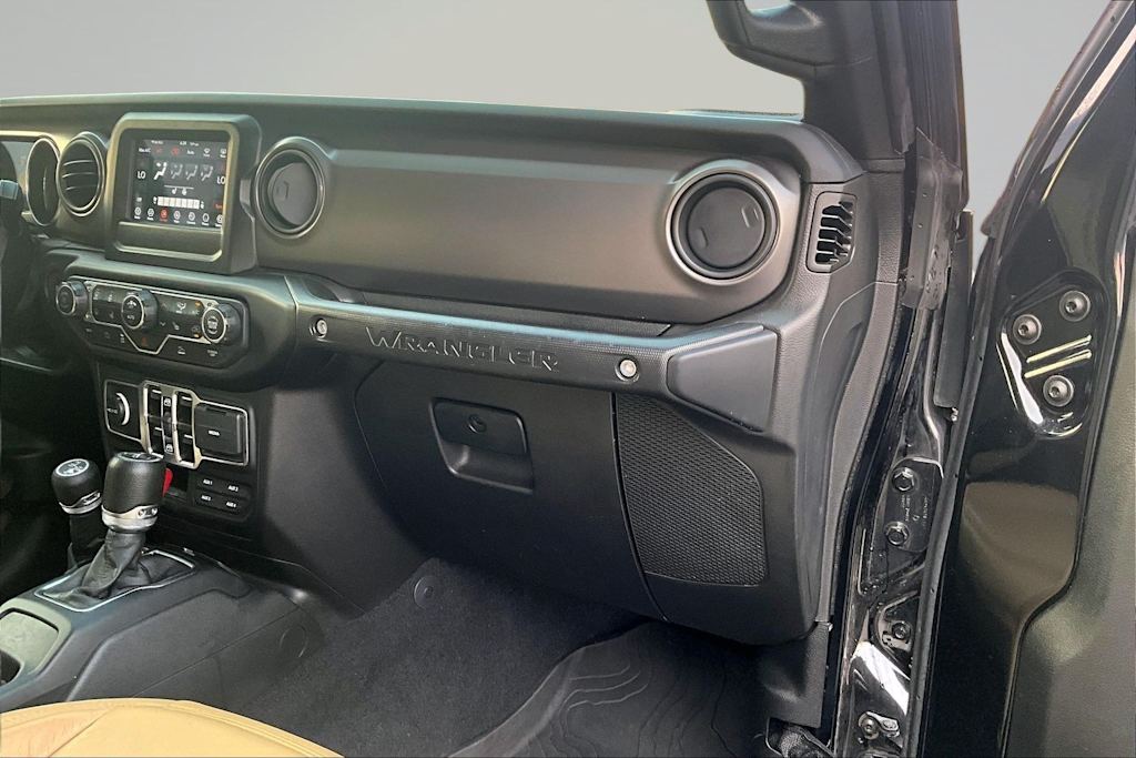 Thumbnail: 2023 Jeep Wrangler - 24