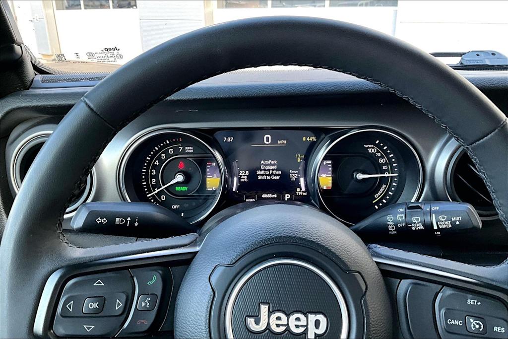 Thumbnail: 2023 Jeep Wrangler - 17
