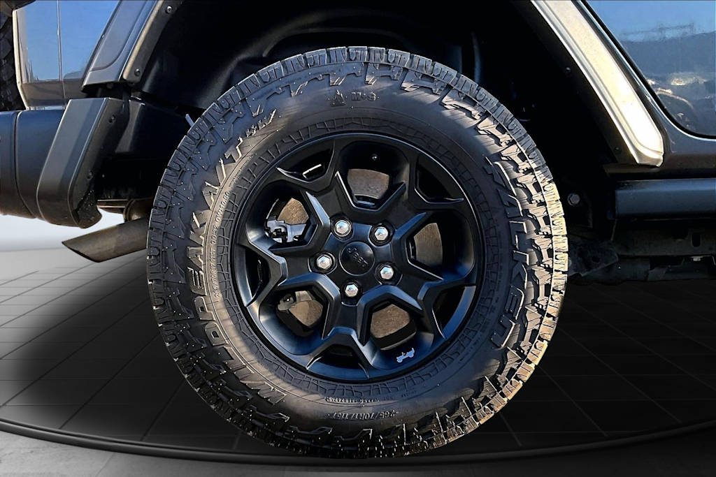 Thumbnail: 2023 Jeep Wrangler - 35