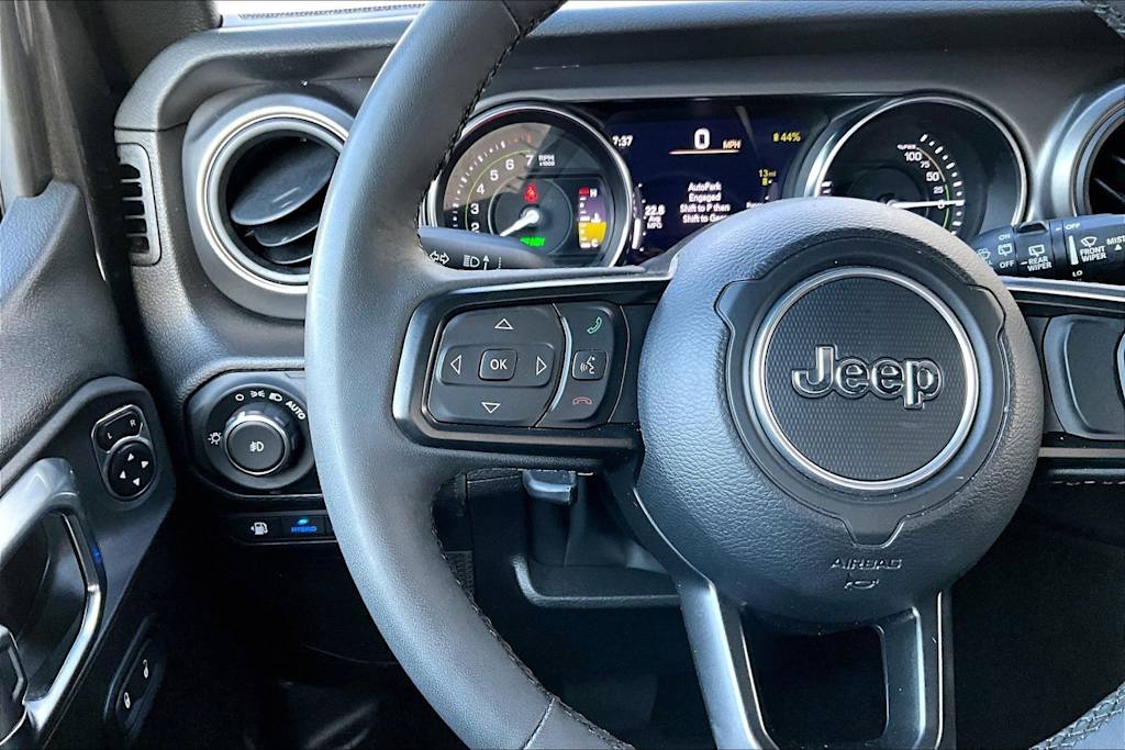 Thumbnail: 2023 Jeep Wrangler - 26