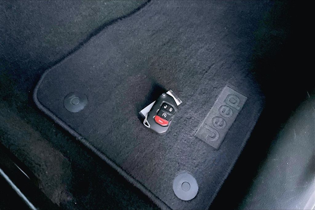 Thumbnail: 2023 Jeep Wrangler - 19