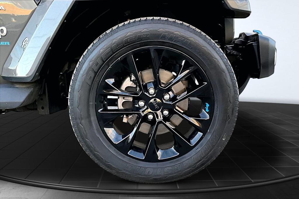 Thumbnail: 2023 Jeep Wrangler - 34
