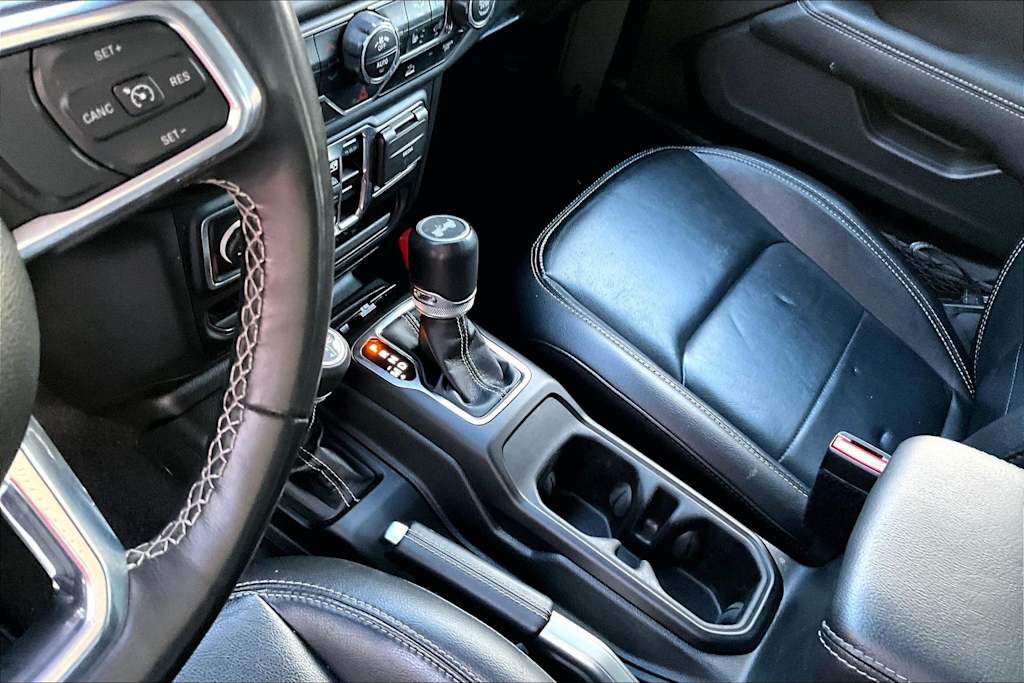 Thumbnail: 2023 Jeep Wrangler - 16