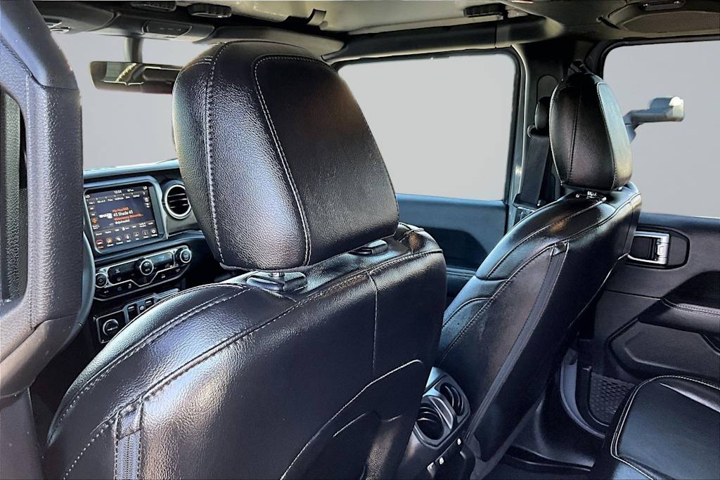 Thumbnail: 2023 Jeep Wrangler - 19