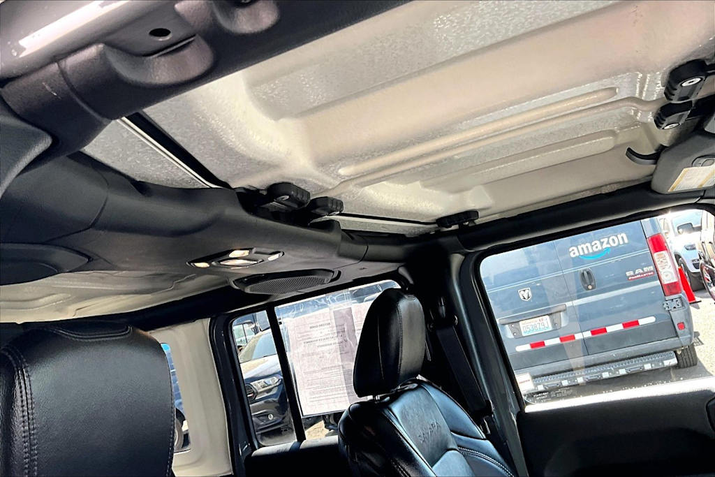 Thumbnail: 2023 Jeep Wrangler - 30
