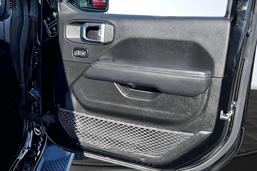 Thumbnail: 2023 Jeep Wrangler - 29