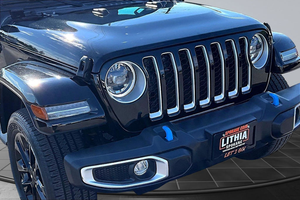 Thumbnail: 2023 Jeep Wrangler - 33