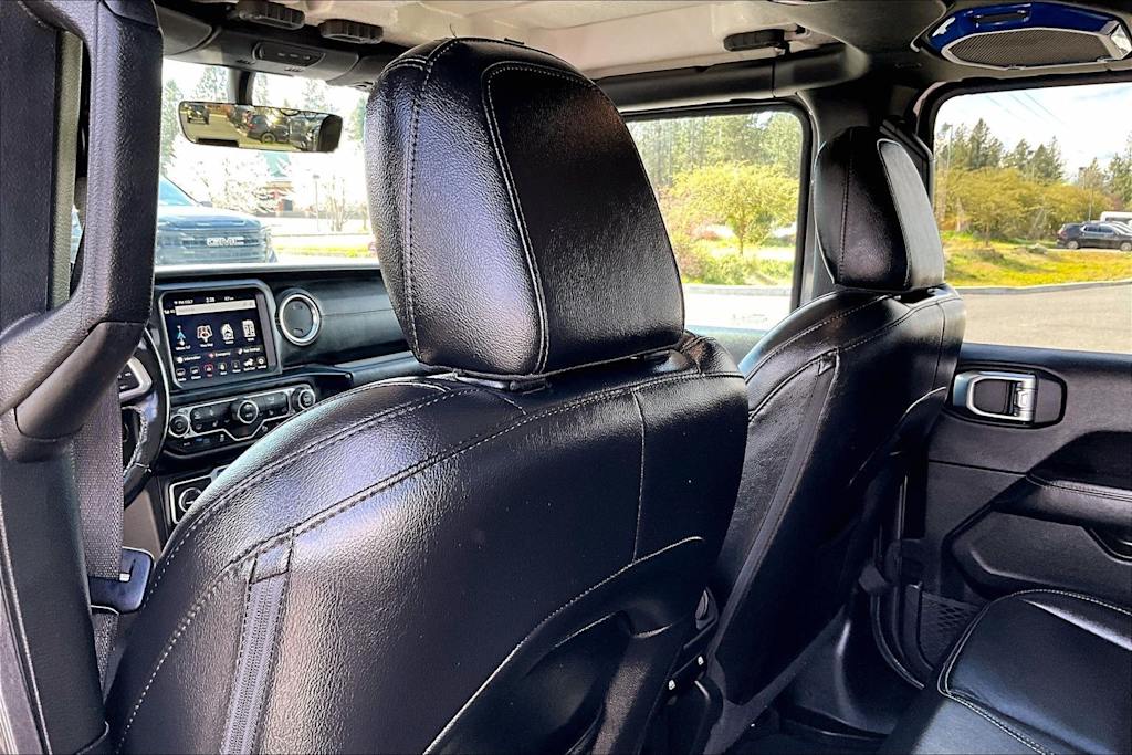 Thumbnail: 2021 Jeep Wrangler - 12