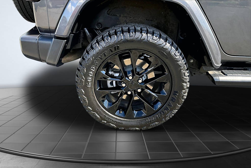 Thumbnail: 2021 Jeep Wrangler - 35
