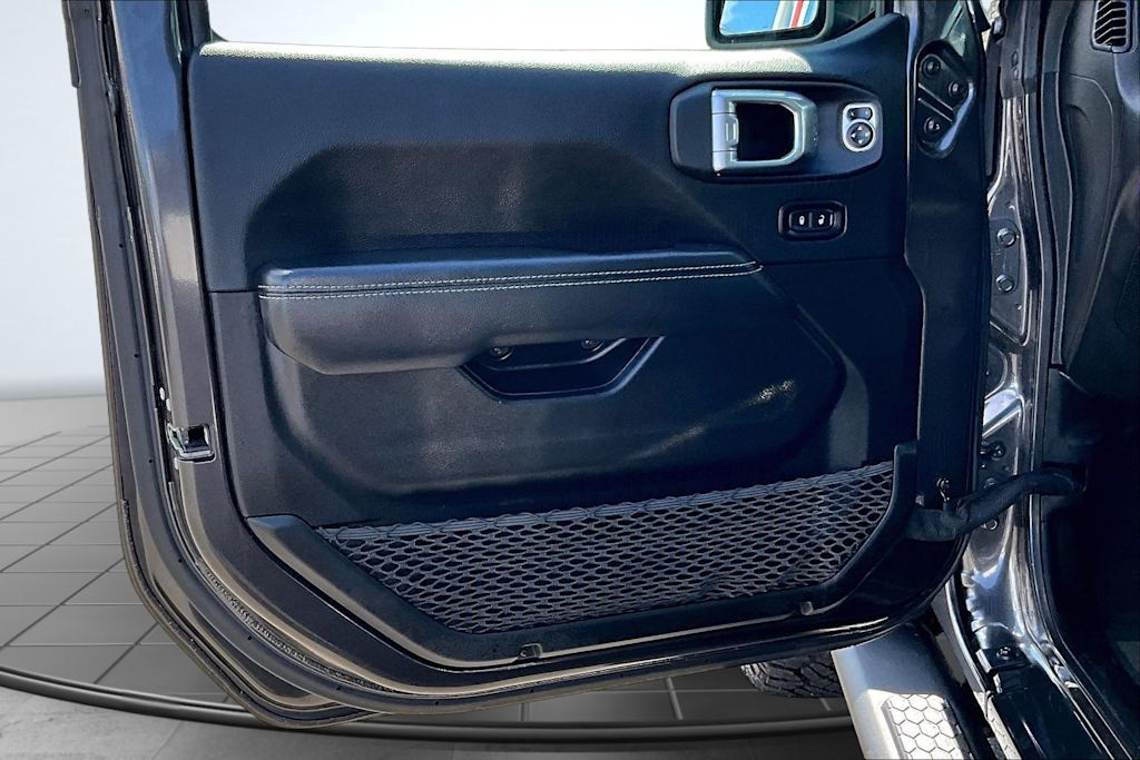 Thumbnail: 2021 Jeep Wrangler - 28