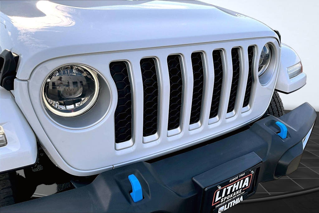Thumbnail: 2023 Jeep Wrangler - 33