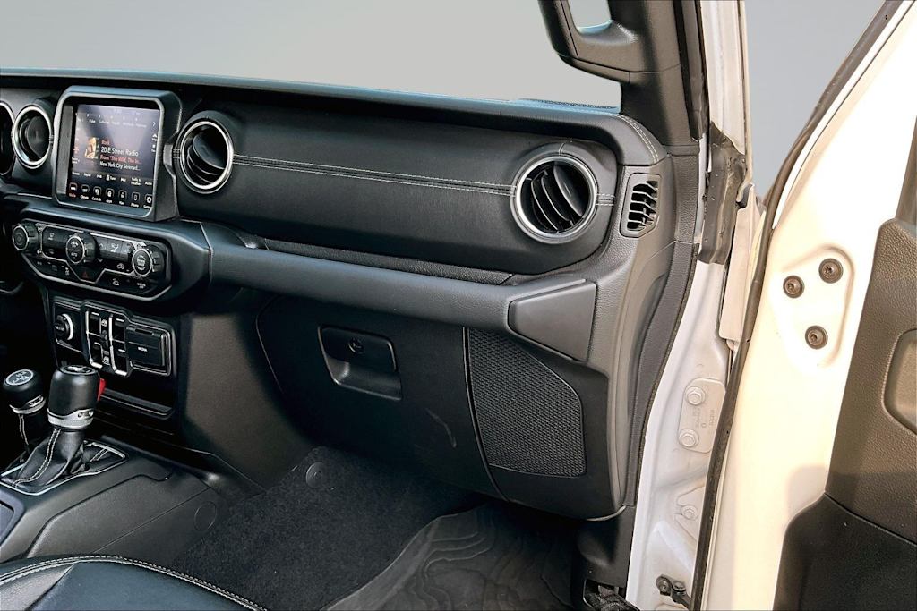 Thumbnail: 2023 Jeep Wrangler - 24
