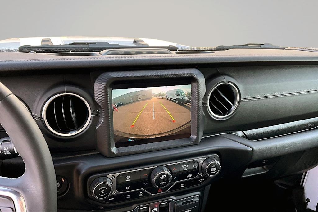 Thumbnail: 2023 Jeep Wrangler - 27