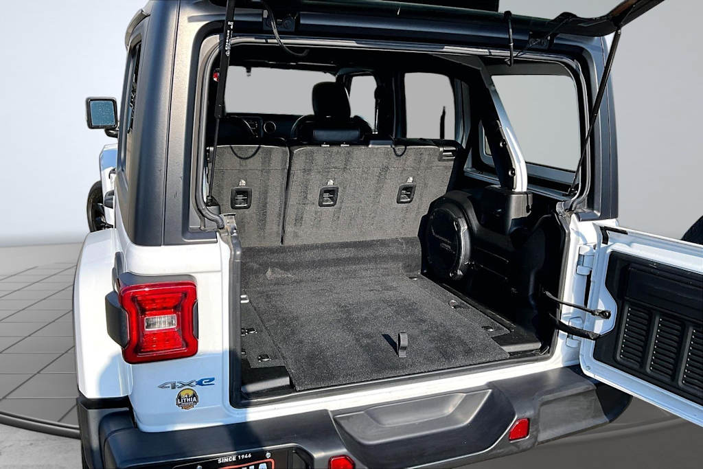 Thumbnail: 2023 Jeep Wrangler - 21
