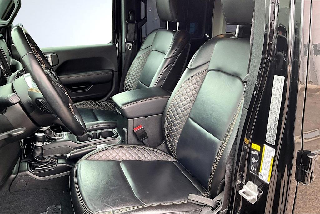 Thumbnail: 2022 Jeep Wrangler - 11