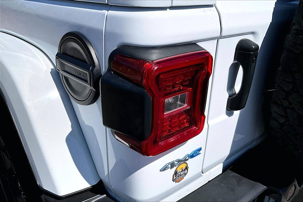 Thumbnail: 2023 Jeep Wrangler - 32